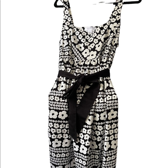 Motherhood Maternity dress with waist sash, size medium.  Black and white - Picture 3 of 6